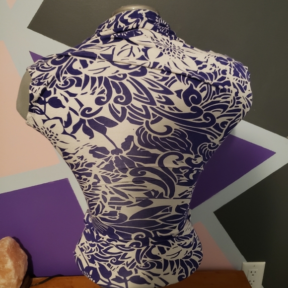 💙10 for $20 - Dynamite top - Picture 3 of 5